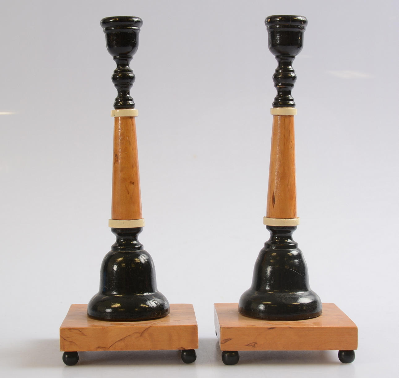 LJUSSTAKAR, 1 par, trä.