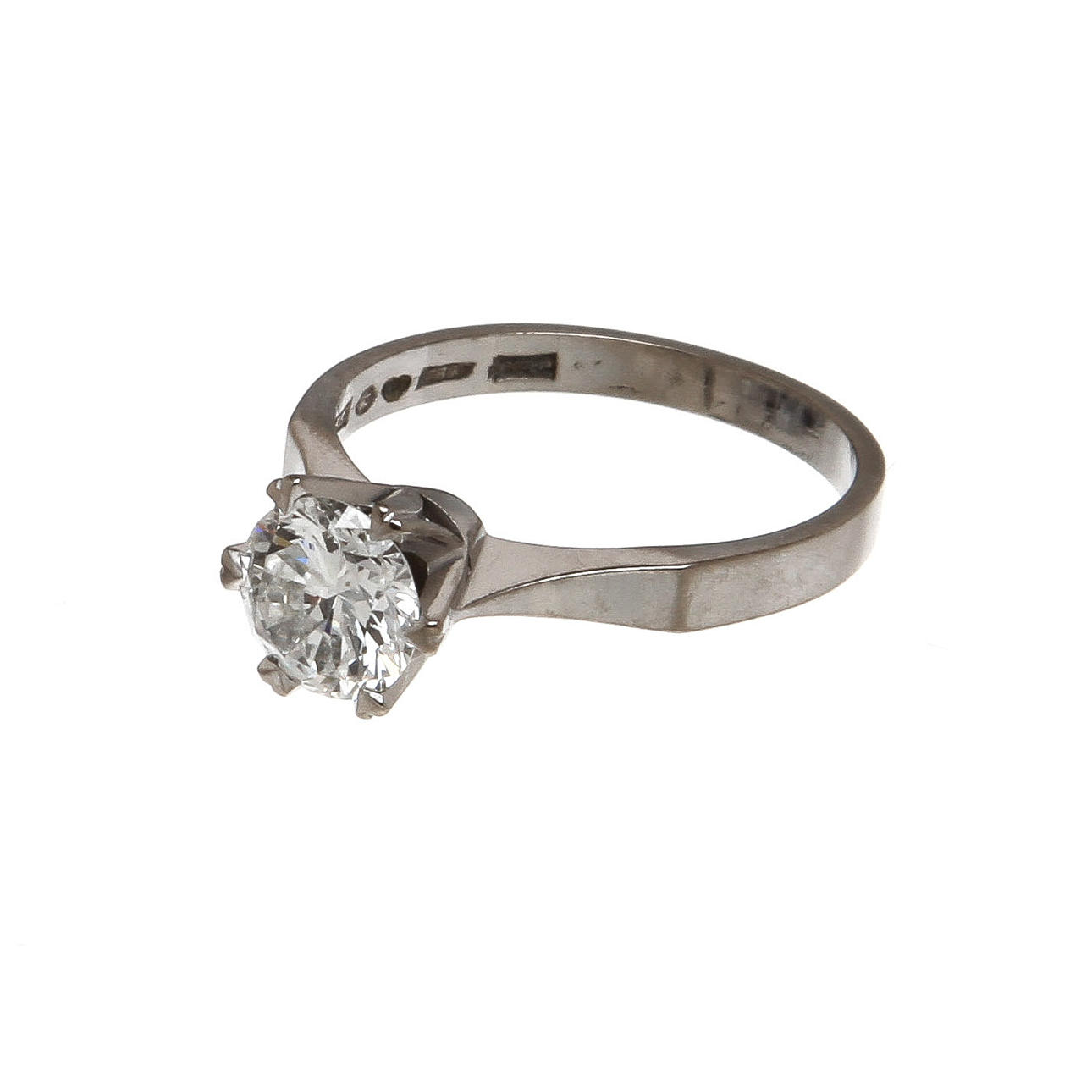 RING, 18K vitguld med diamant, totalt ca 1,3 ct, Jarl Sandin, 1987. Vikt 4,2 g.