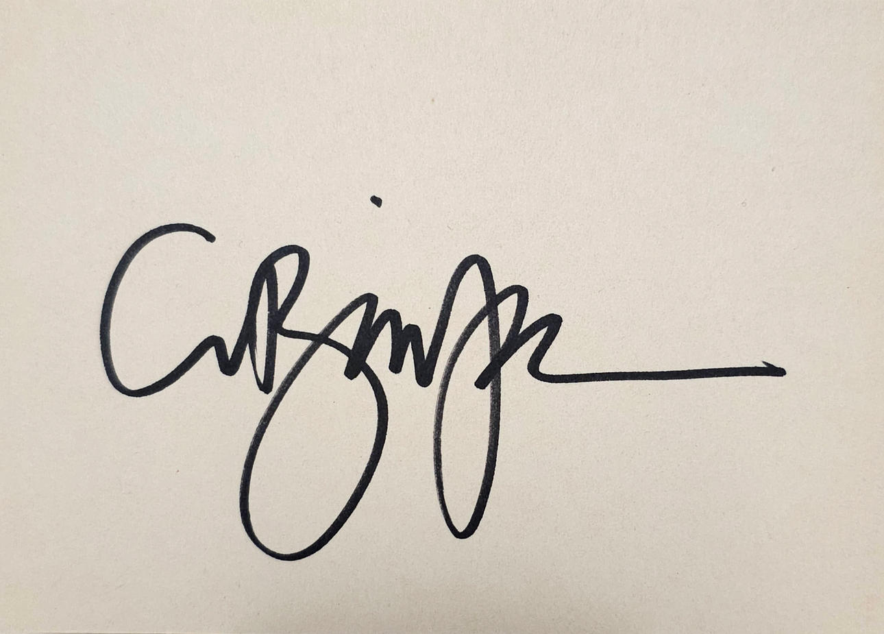 CLIVE BARKER. AUTOGRAPH ON A CARD.
