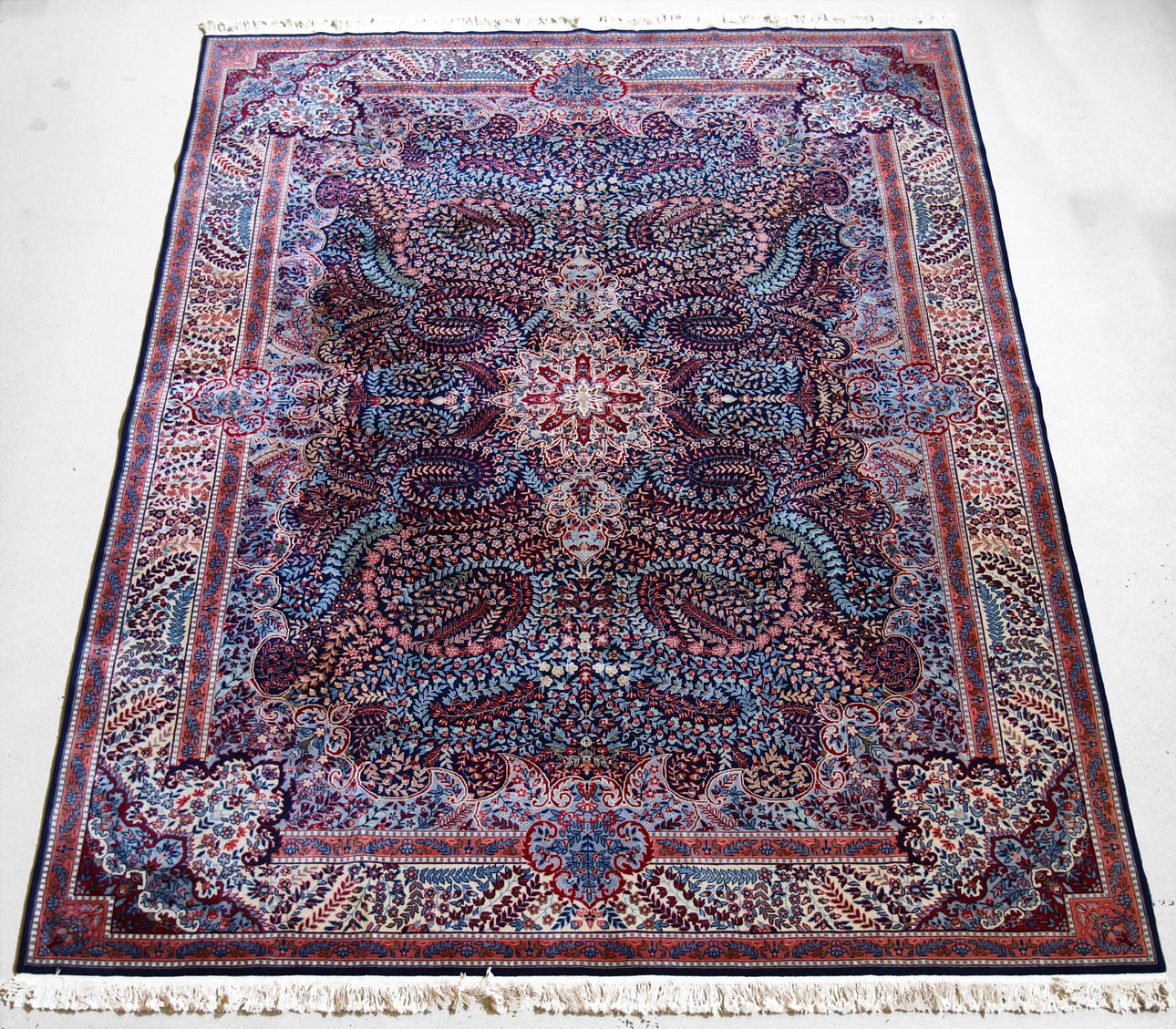 ALFOMBRA, Cashmar, 366 x 270 cm.