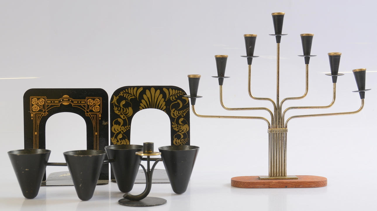 PARTI METALLFÖREMÅL, 1900-tal.