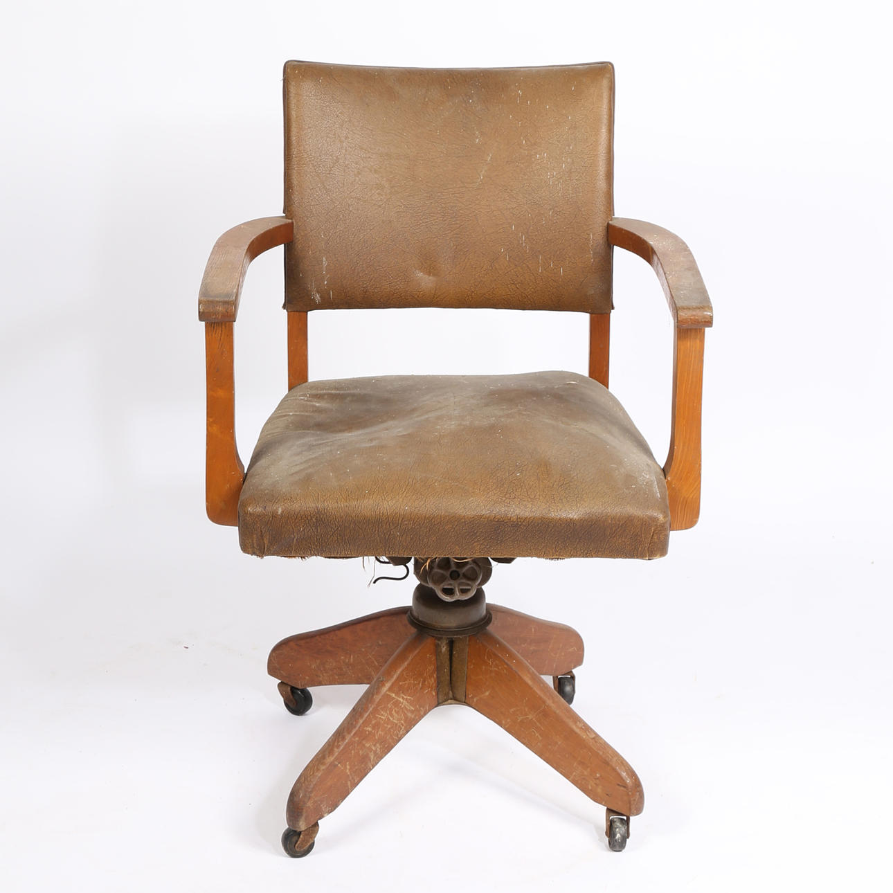 HILLCREST. A SWIVEL OFFICE CHAIR.