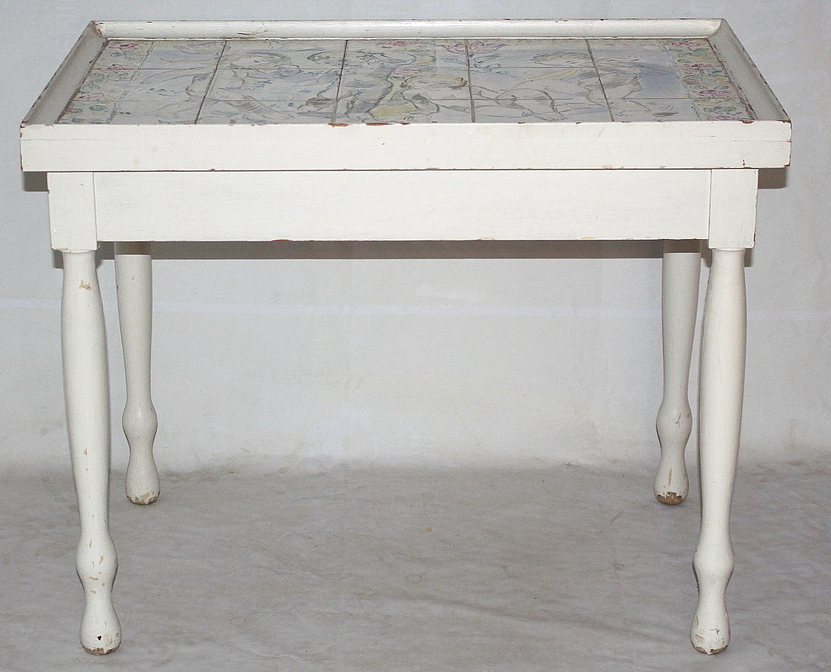 BORD, med kakelplattor, signerad Martin Poser.