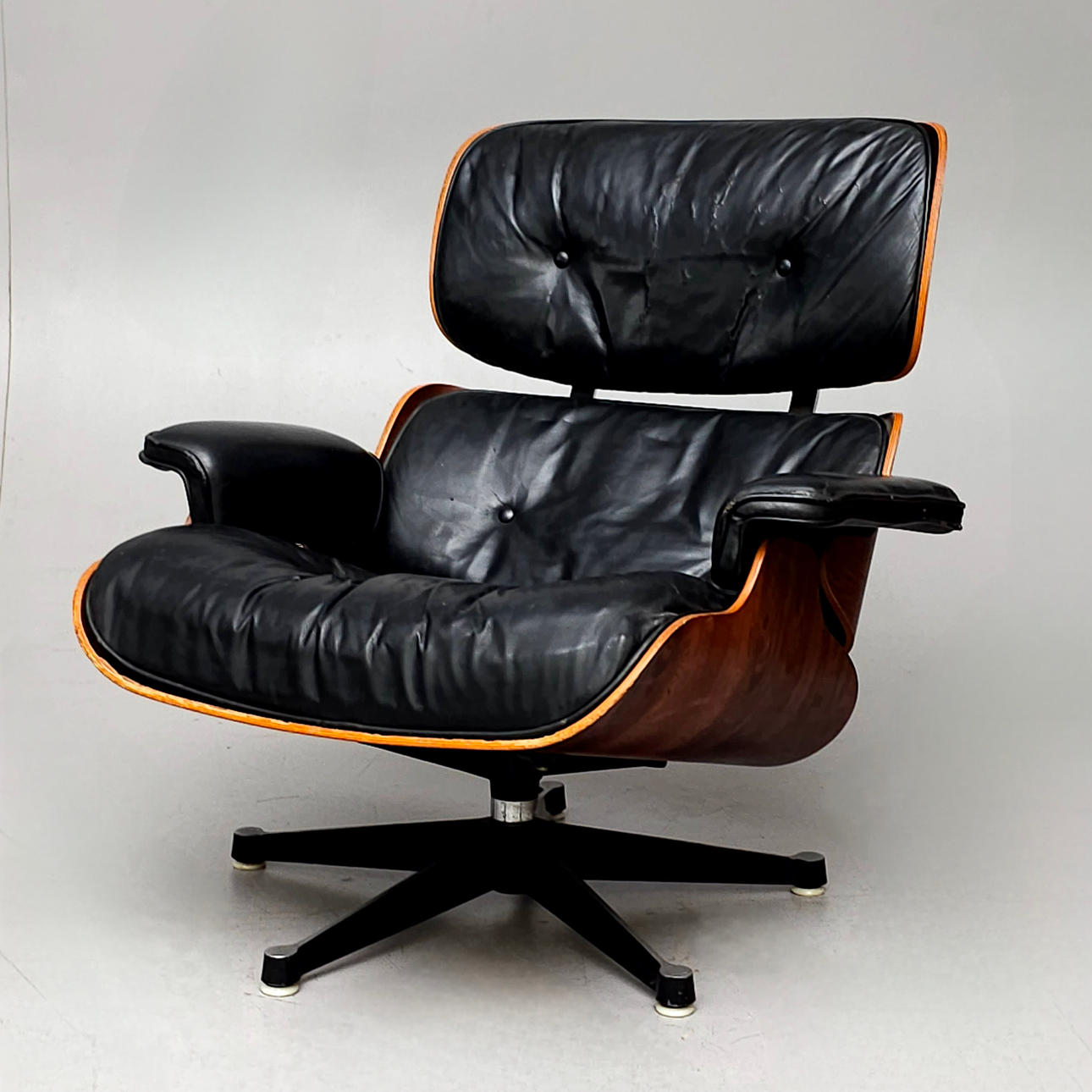 HERMAN MILLER , CHARLES EAMES, RAY EAMES,SILLA LOUNGE.