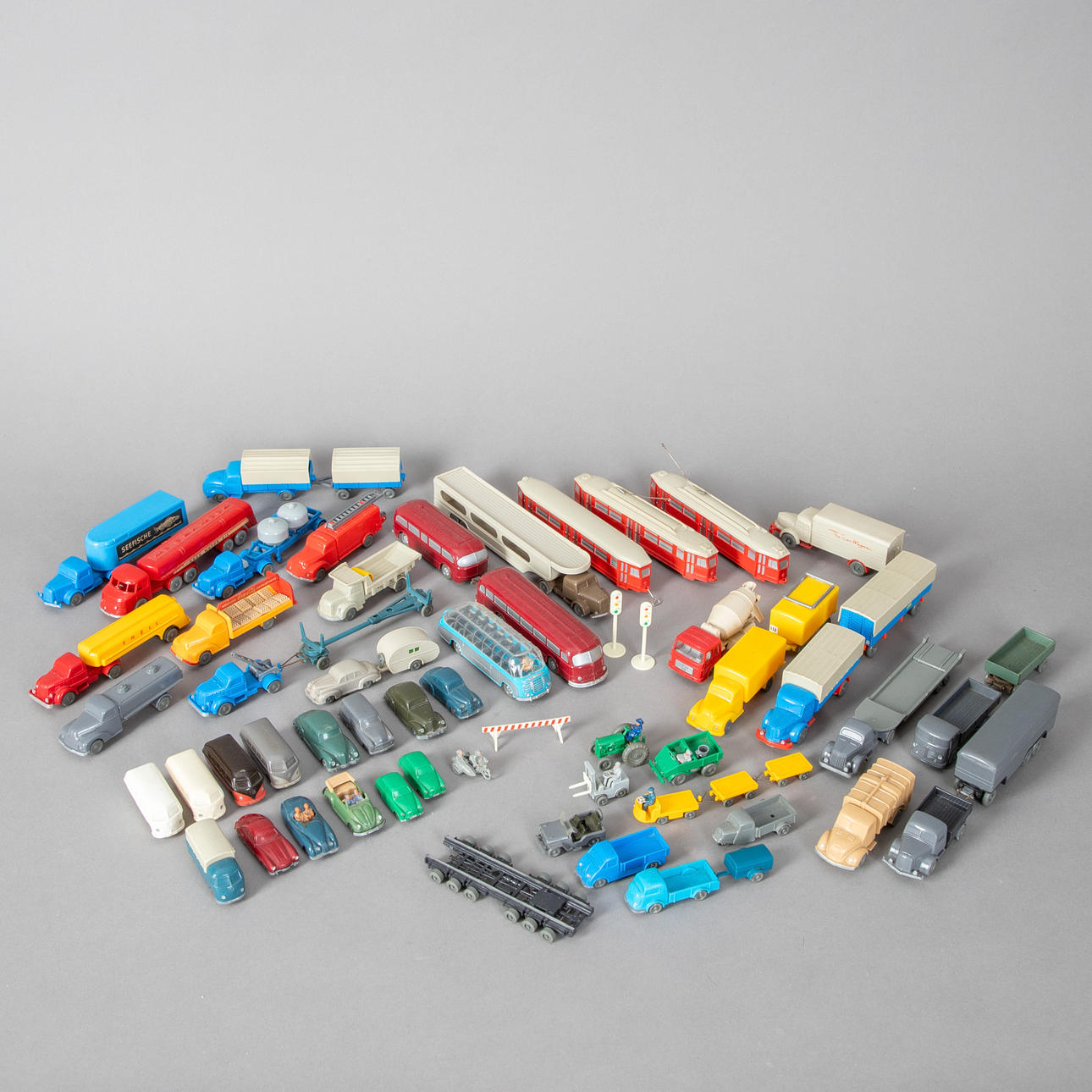 indviklet. Wiking modelbiler, 102 stk.