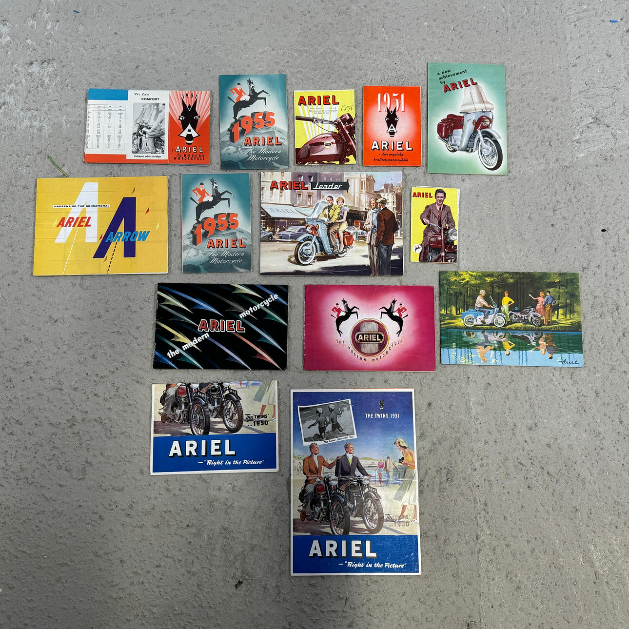 ARIEL, booklets and booklets, about 15, 1950s, England.