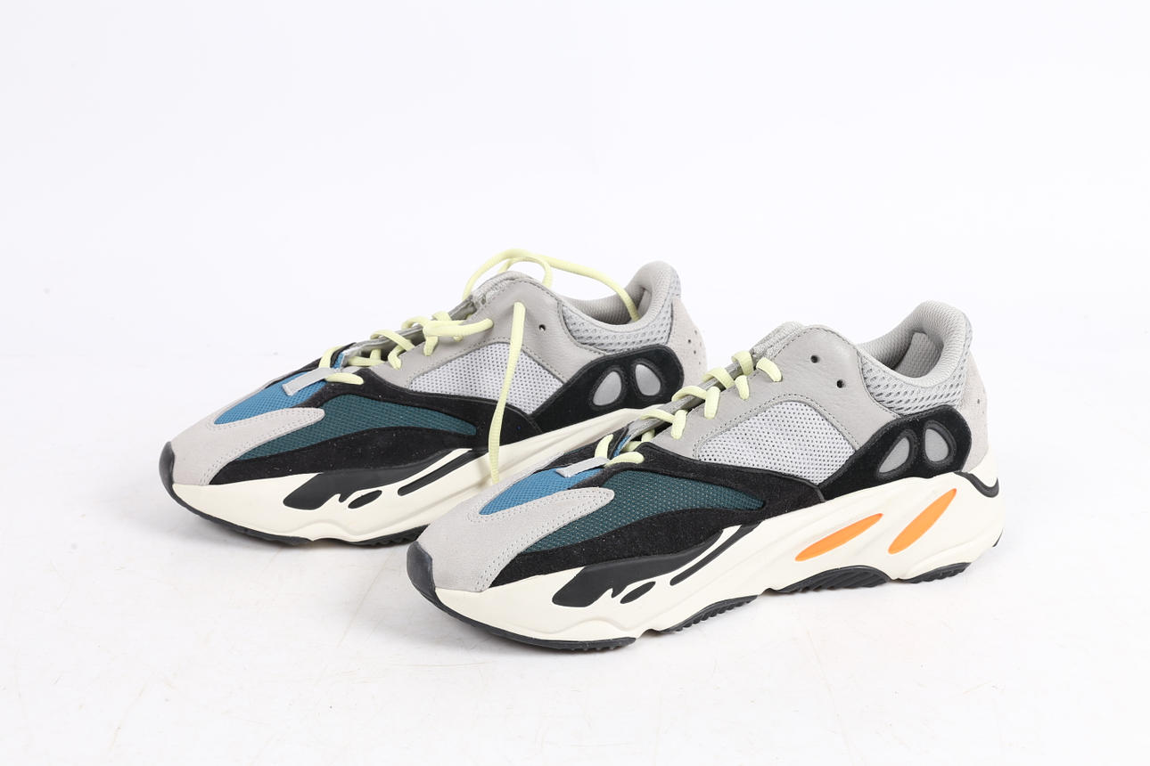 adidas gazelle silver green womens Yeezy Wave 700 Runner OG V2 Static – Feetkicks main image 1