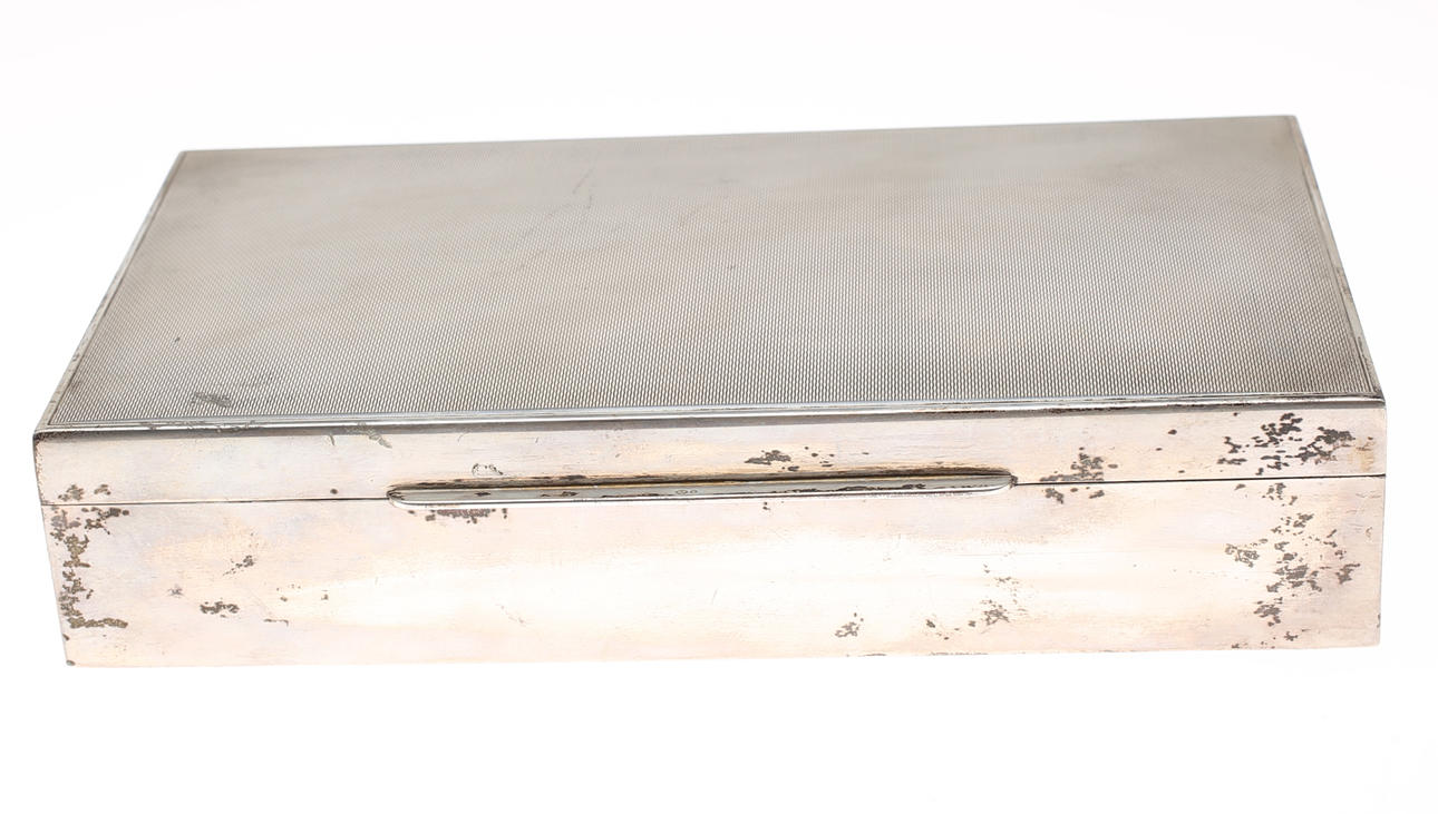 CIGARETTSKRIN, silver, importstämpel.