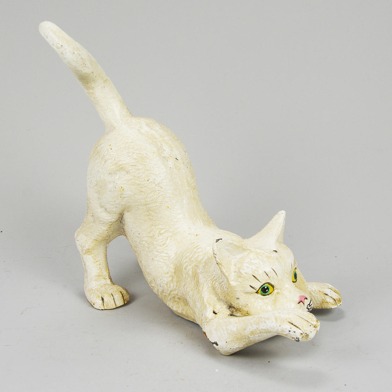 SKULPTUR, katt, målad gjutjärn, samtida.