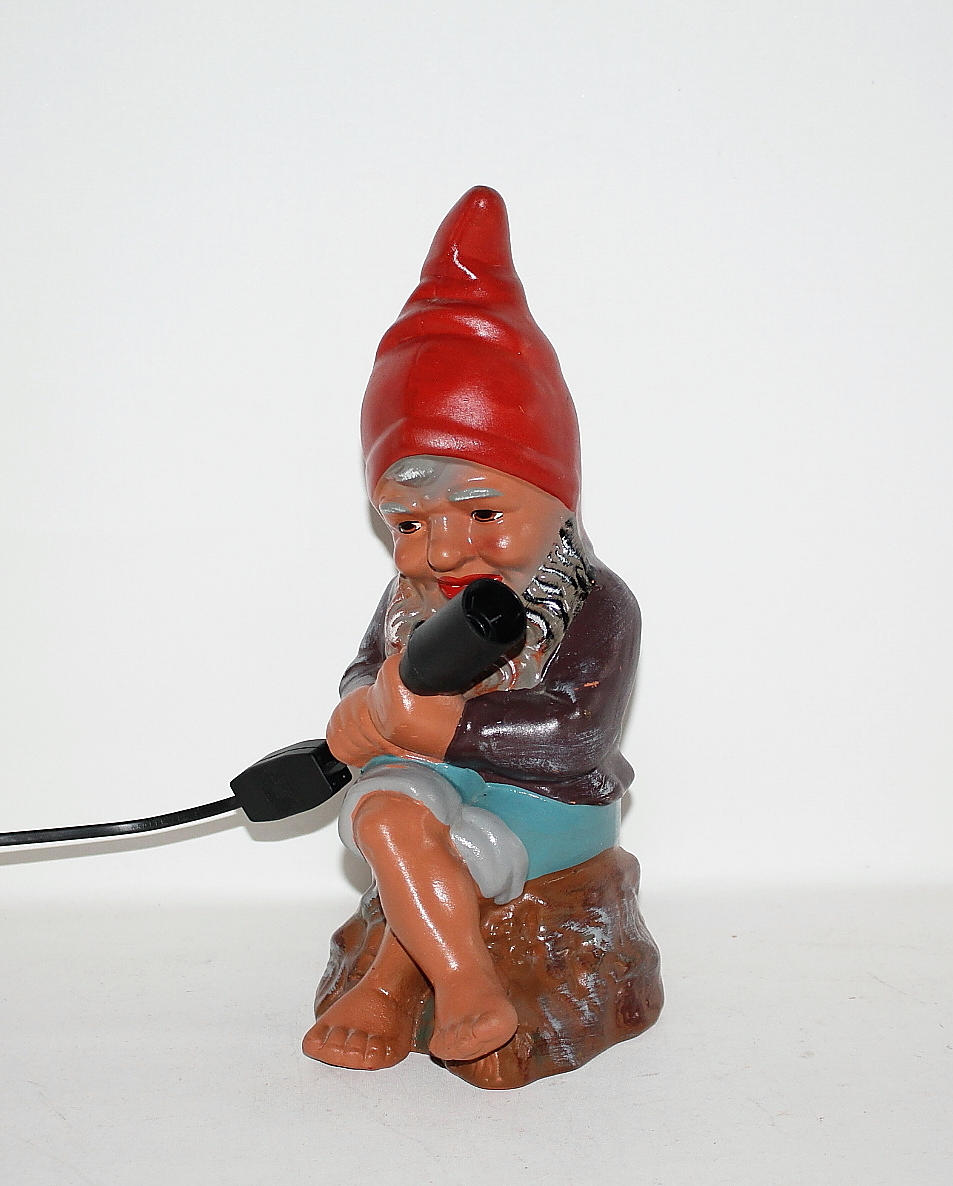 TOMTELAMPA, terrakotta, Tysk, 1900-tal.