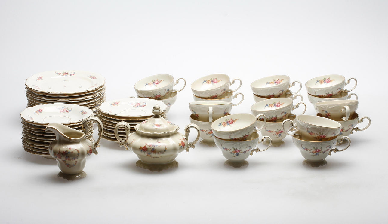 SERVISDELAR, 33 delar, porslin, Pompadour, Rosenthal.