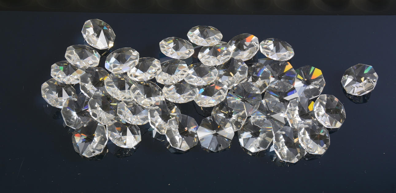 KRISTALLPRISMOR, Swarovski, brilljantslipade, strass, 1-låda.