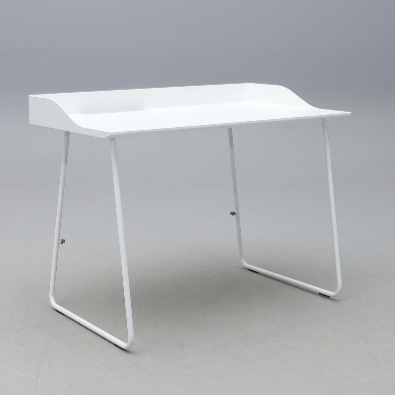 STINA SANDWALL. DESKTOP, “Overtime”, Voice.