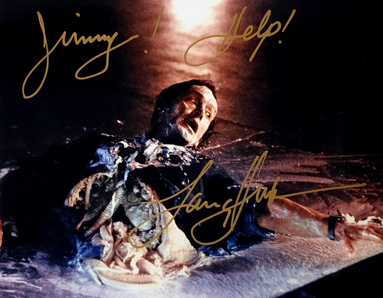 LANCE HENRIKSEN (ALIEN). DEDICATED AUTOGRAPH ON PHOTOGRAPHY.