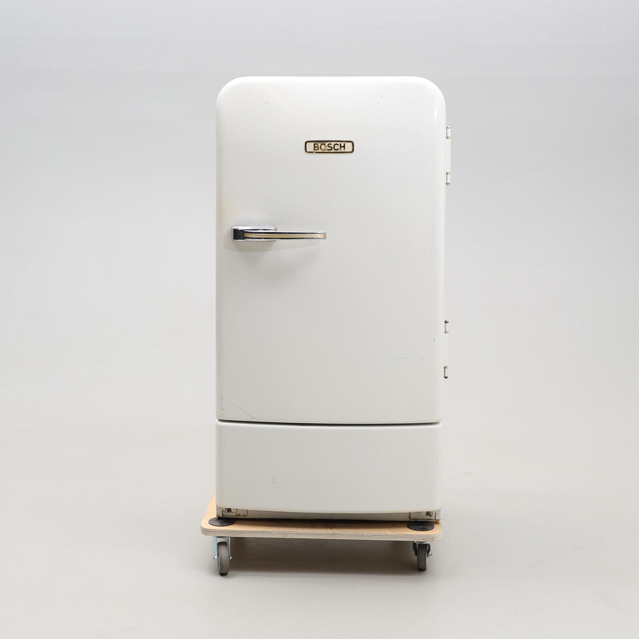 BOSCH KYLSKÅP. 1950-tal.