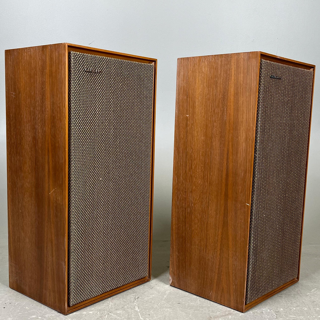 ALTAVOCES, un par, Cabasse, tipo 221, teca, Francia.