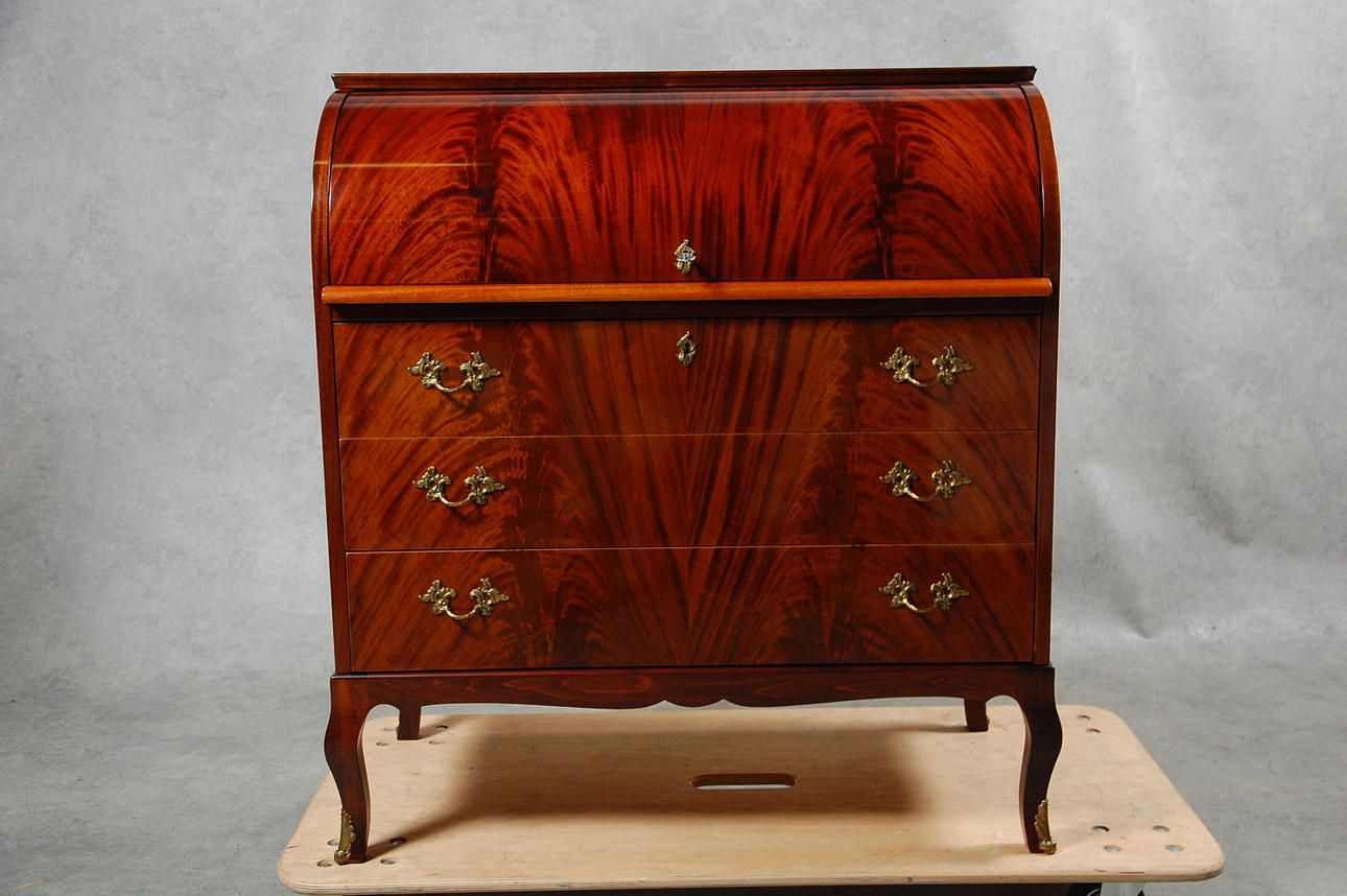 RULLKLAFFSSEKRETÄR, rokokostil 1900 tal.