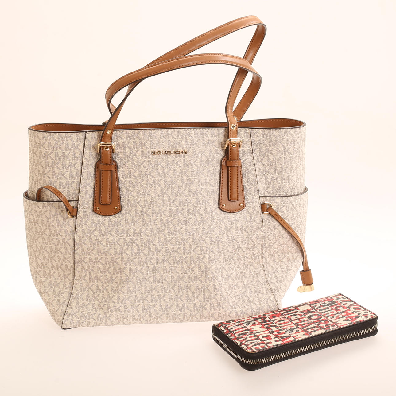 BAG. WALLET. Michael Kors.