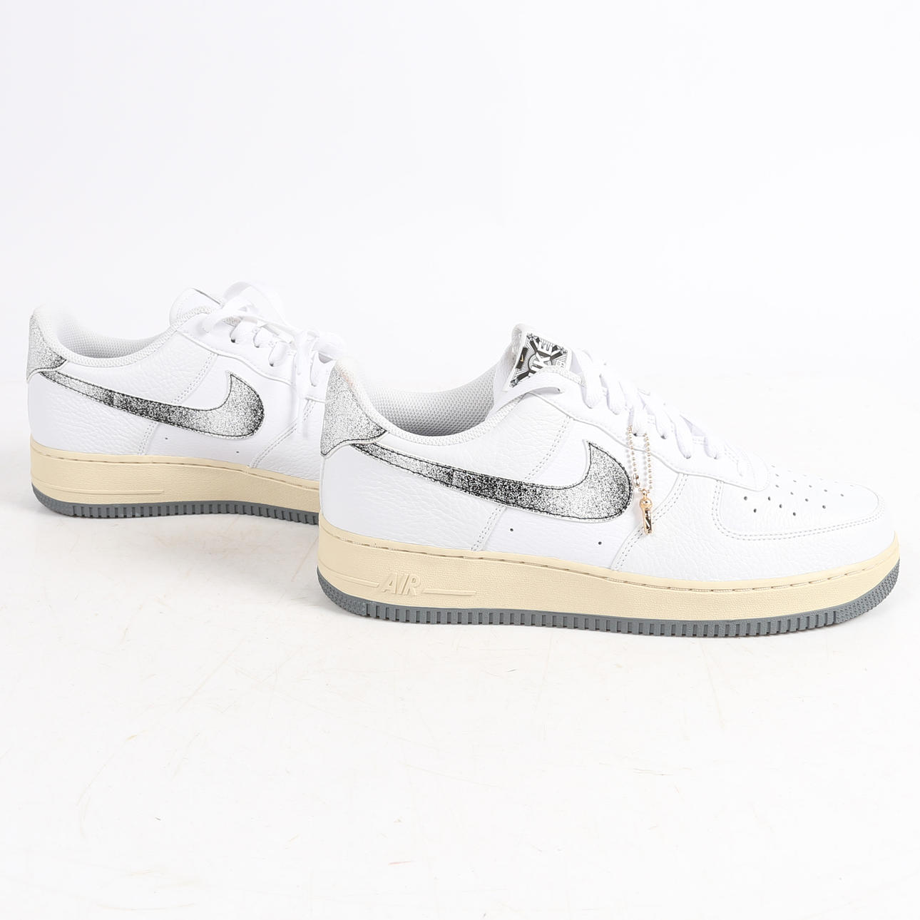 nike hip hop sneakers