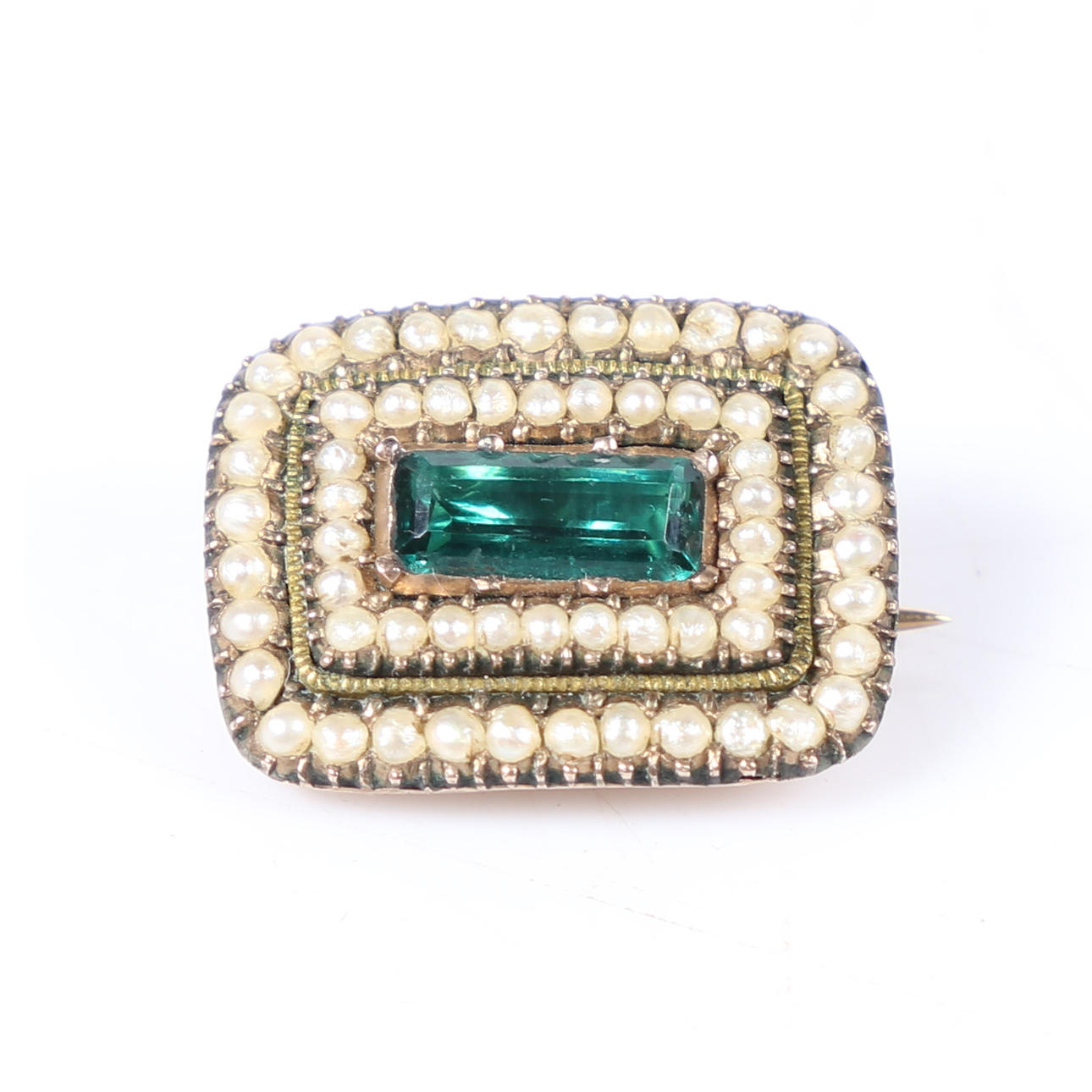 GEORGIAN PASTE AND SEED PEARL BROOCH.