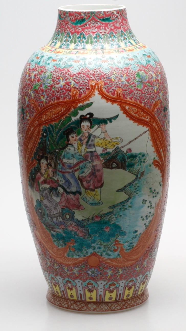 GOLVVAS, porslin, Kina, 1900-tal.