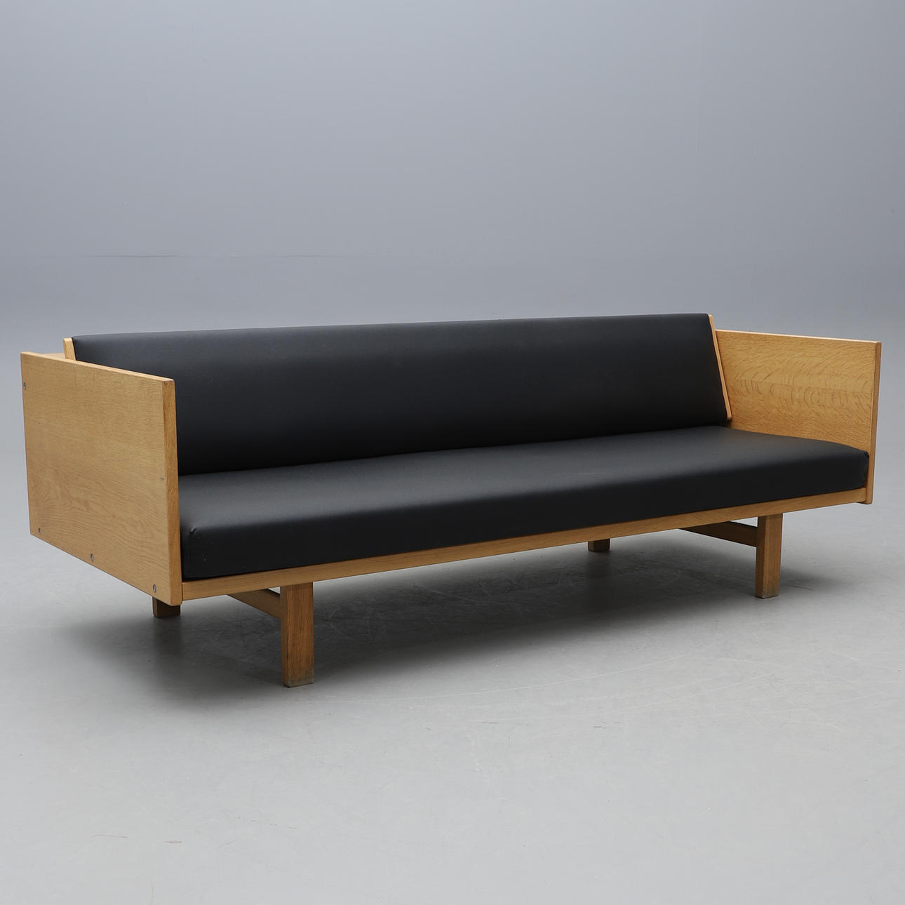 HANS J WEGNER. SOFA, GE-259, Getama, Danmark.