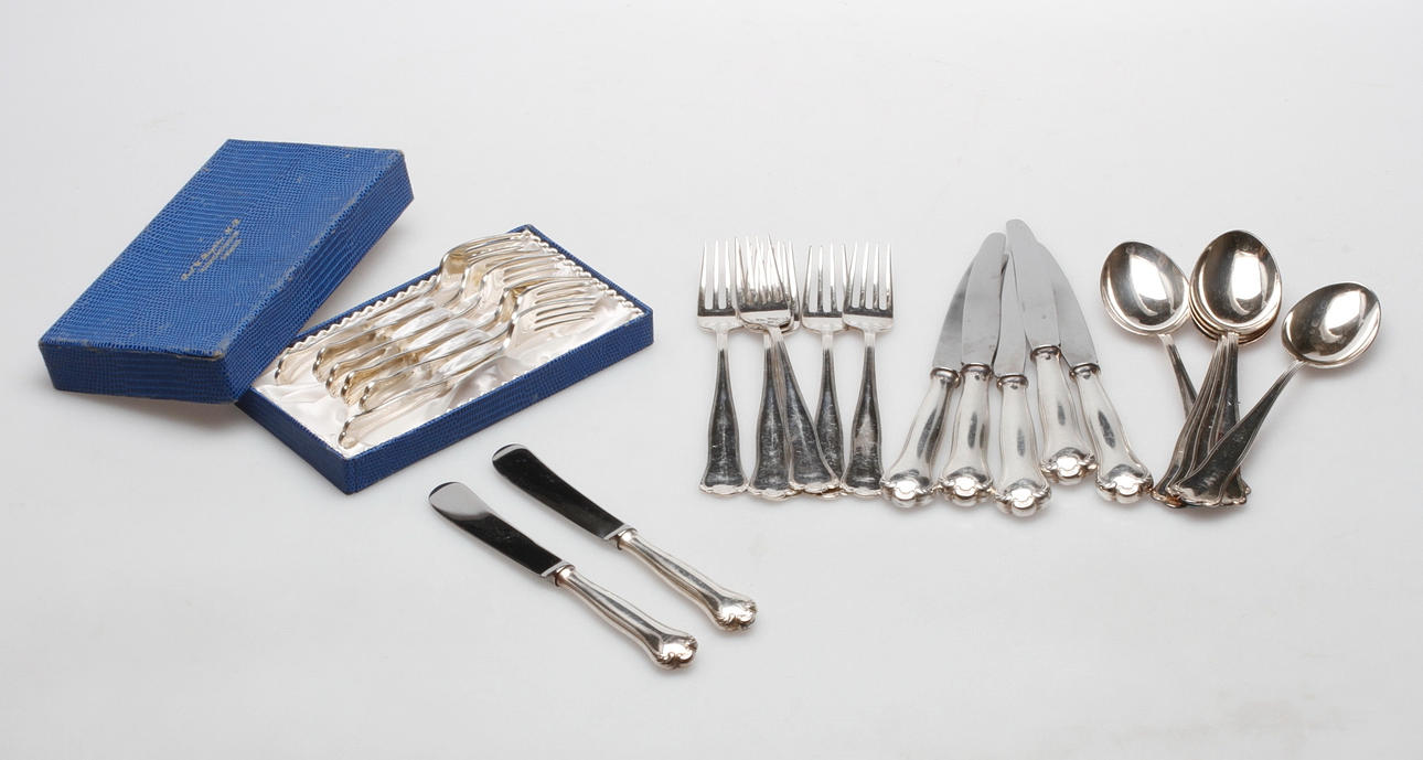 BESTICK, 25 delar, silver, "Kungsholm", GAB och CG Hallberg, vikt ca. 1116,5 gram.