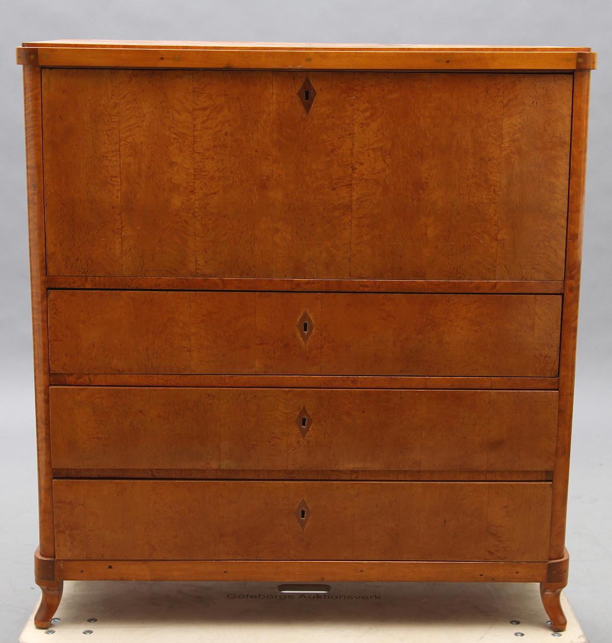 CHIFFONJE, 1800-tal.