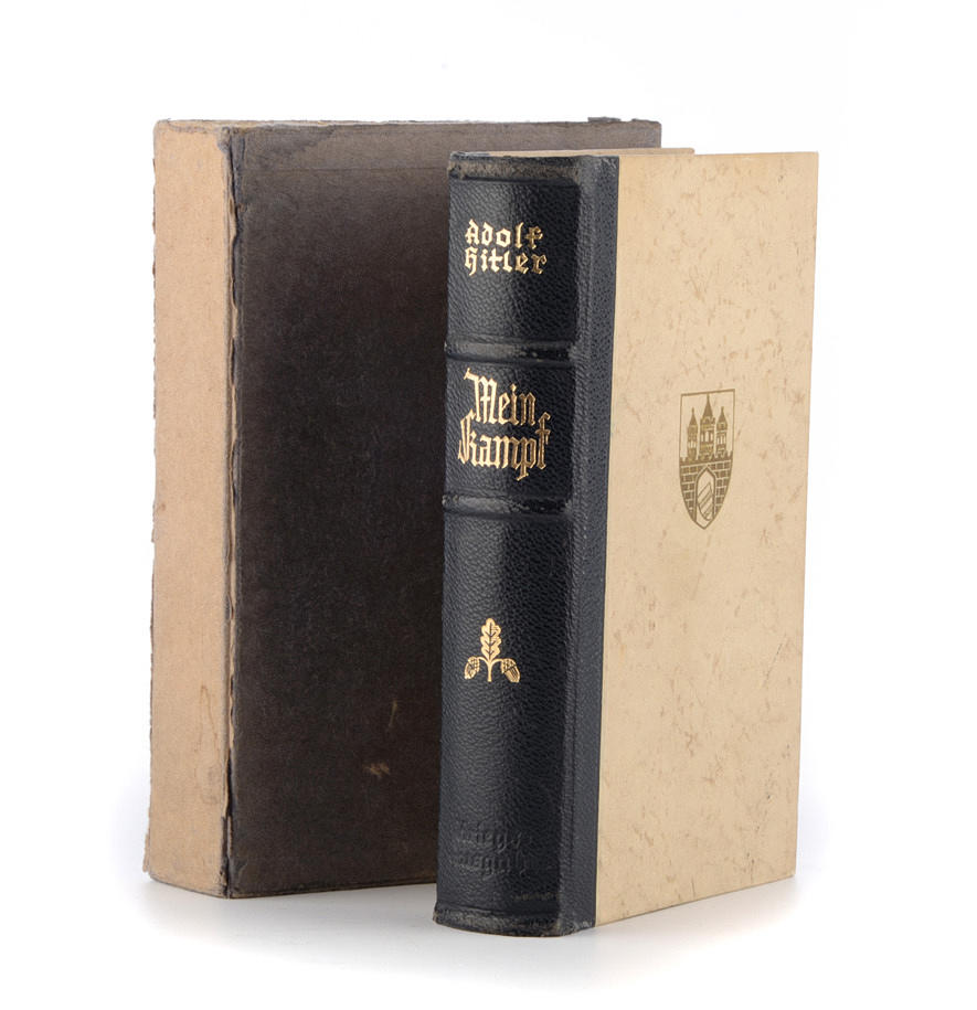 ADOLF HITLER. Min kamp. Bröllopsutgåva av staden Oldenburg 23.07.1942.