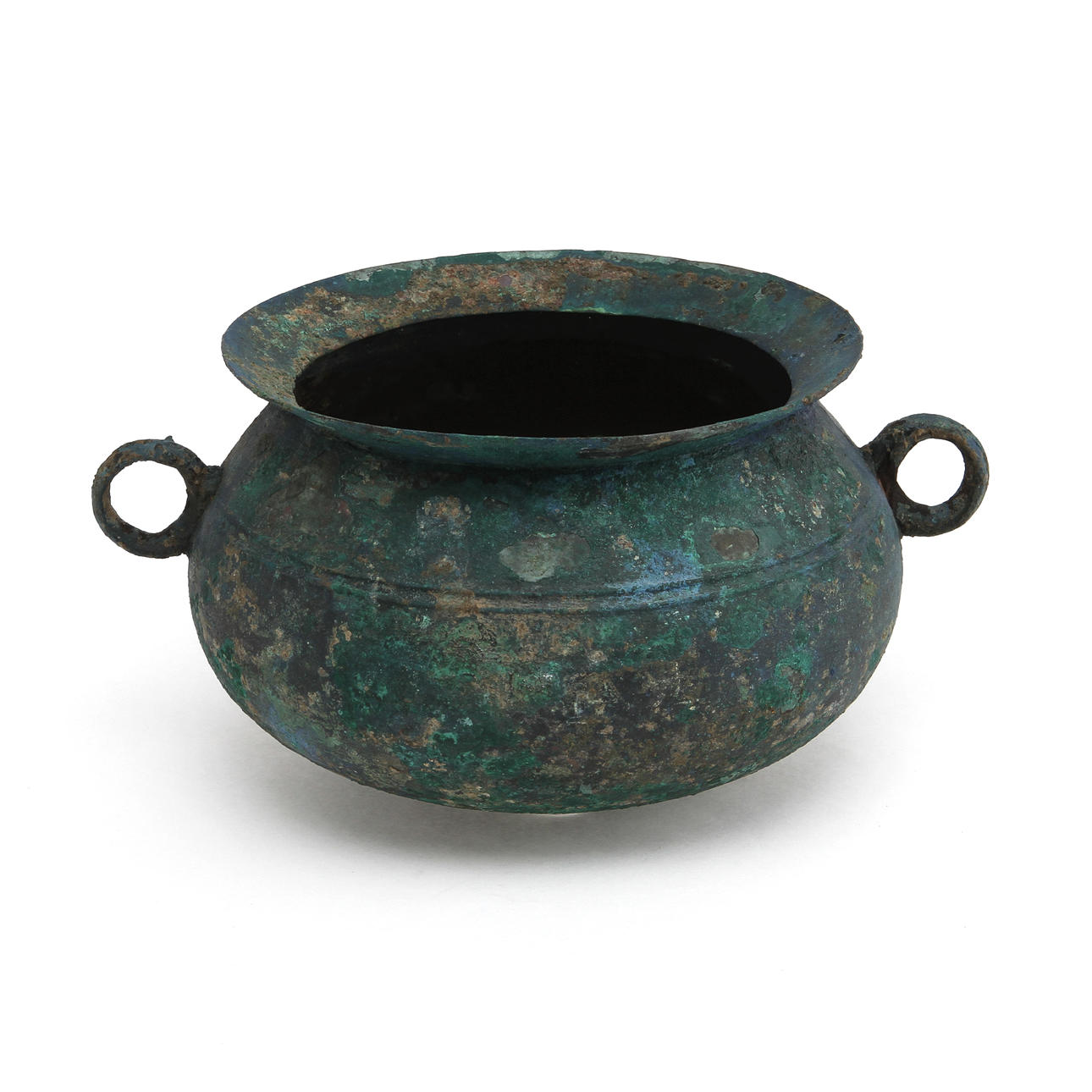 KOKKÄRL, brons. Kina Han (206 f.kr.-220 e-Kr.).