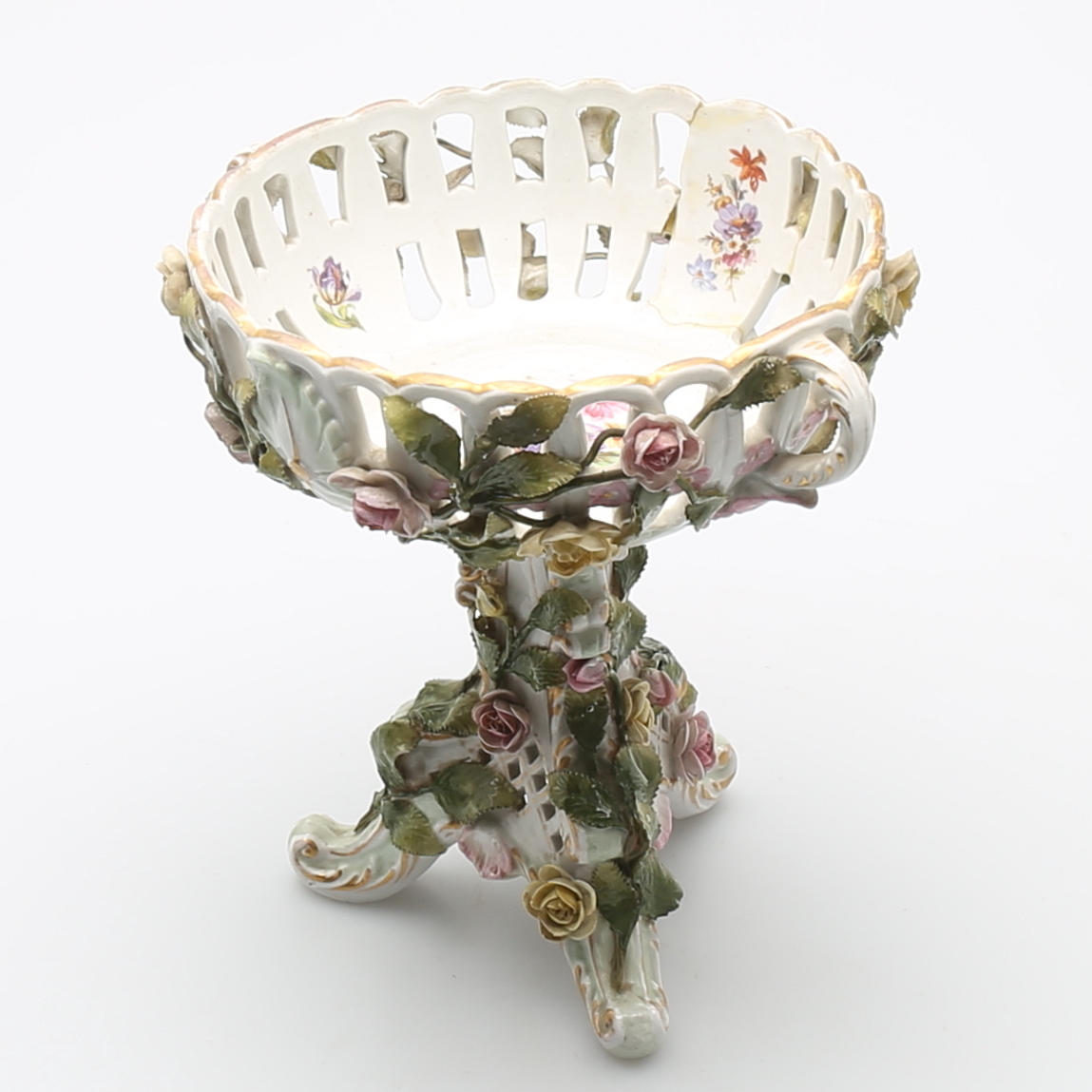 SKÅL PÅ FOT, porslin. Plaue, Thüringen 1800/1900-tal.