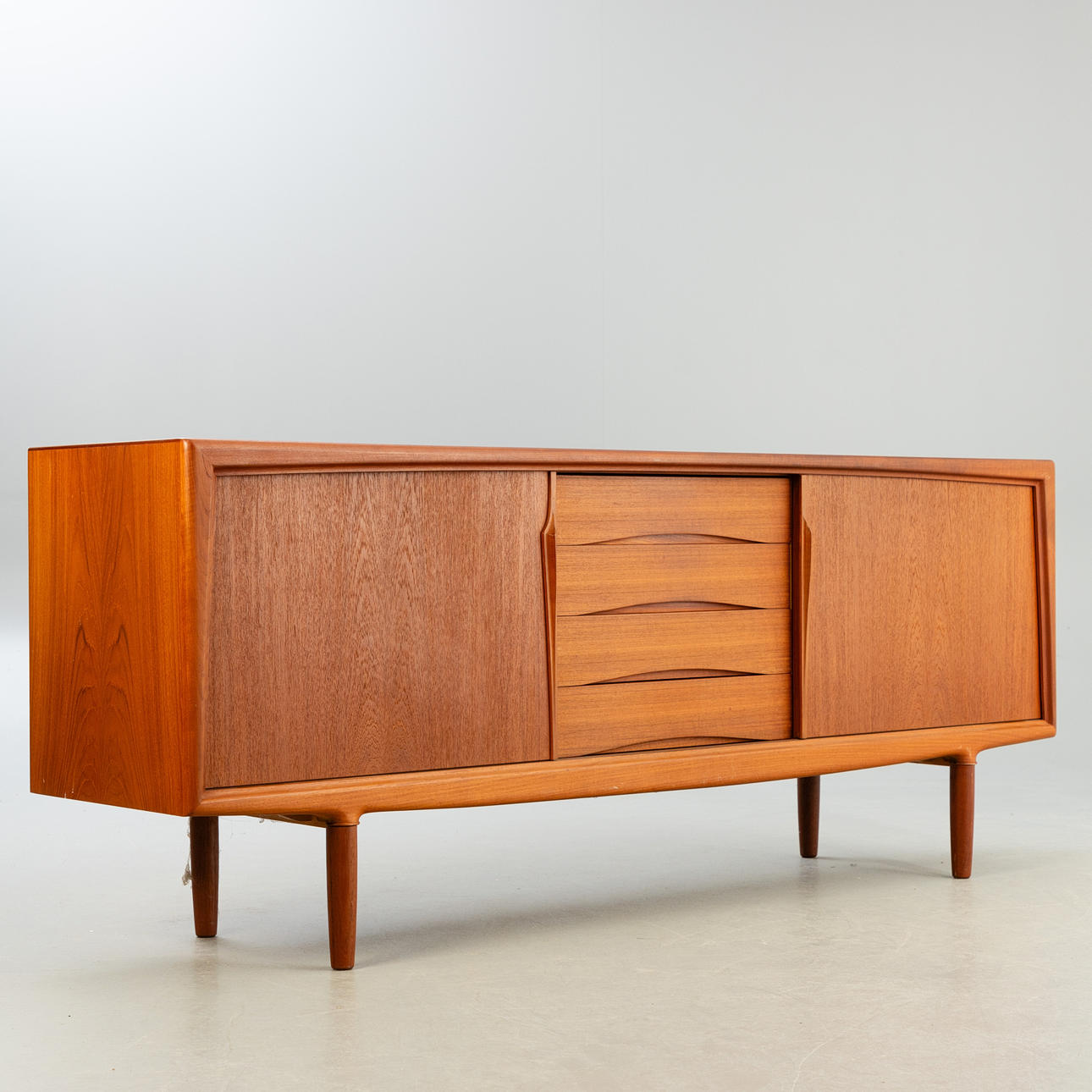 AXEL CHRISTENSEN. Aco Møbler, sideboard.