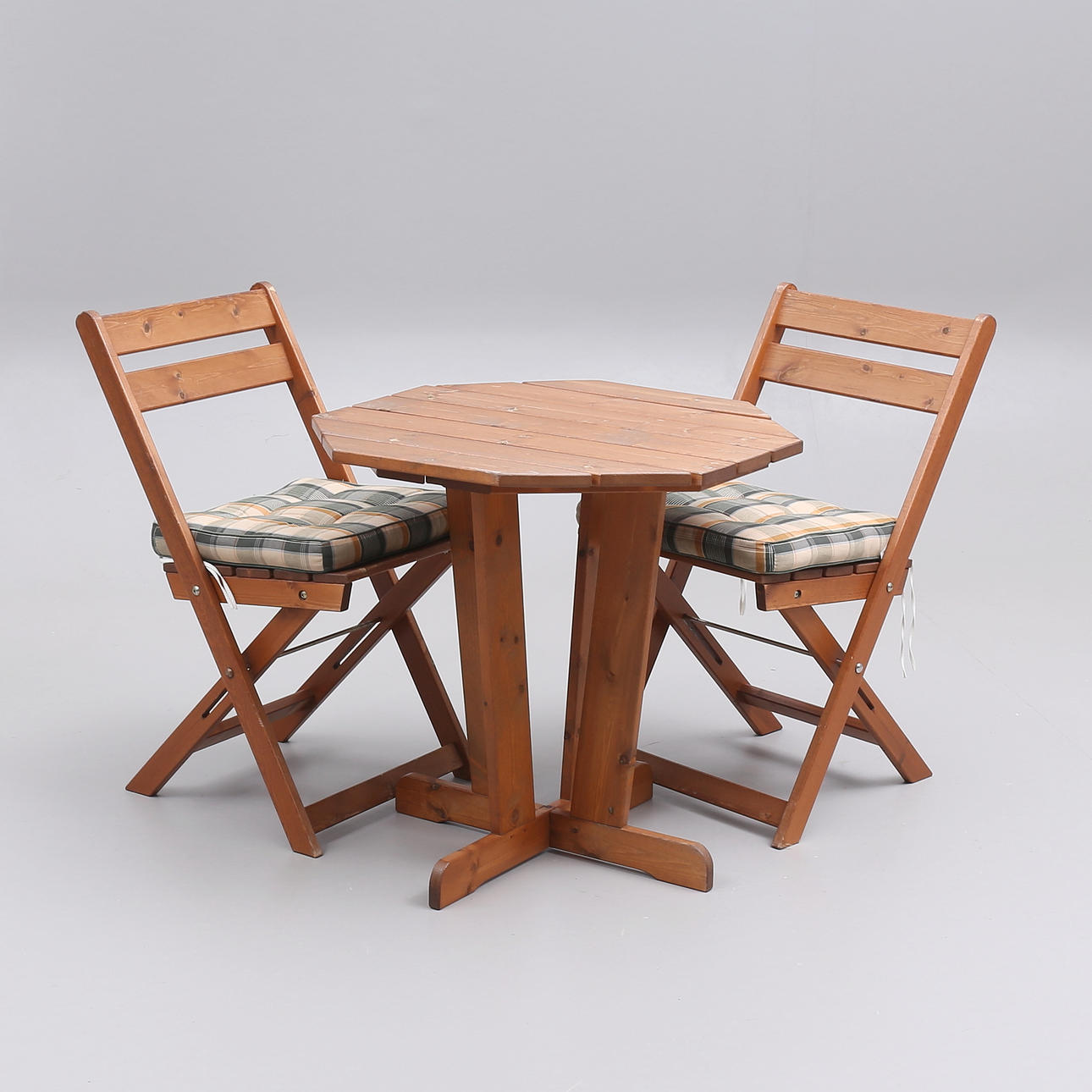 TRÄDGÅRDSMÖBEL, 3 delar, trä, Hillerstorp.