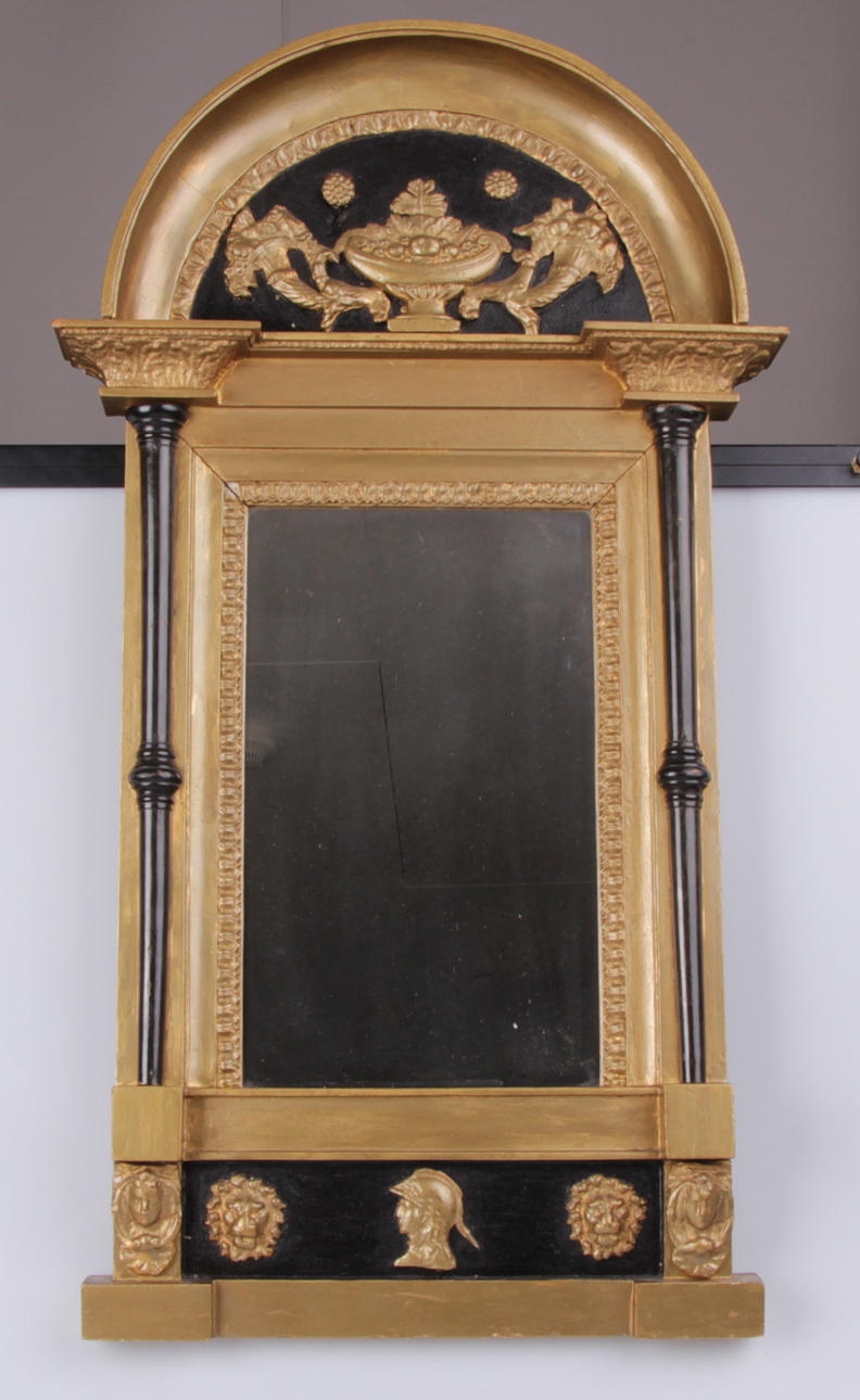 SPEGEL, Empire, förgylld, 1800-talets första hälft.