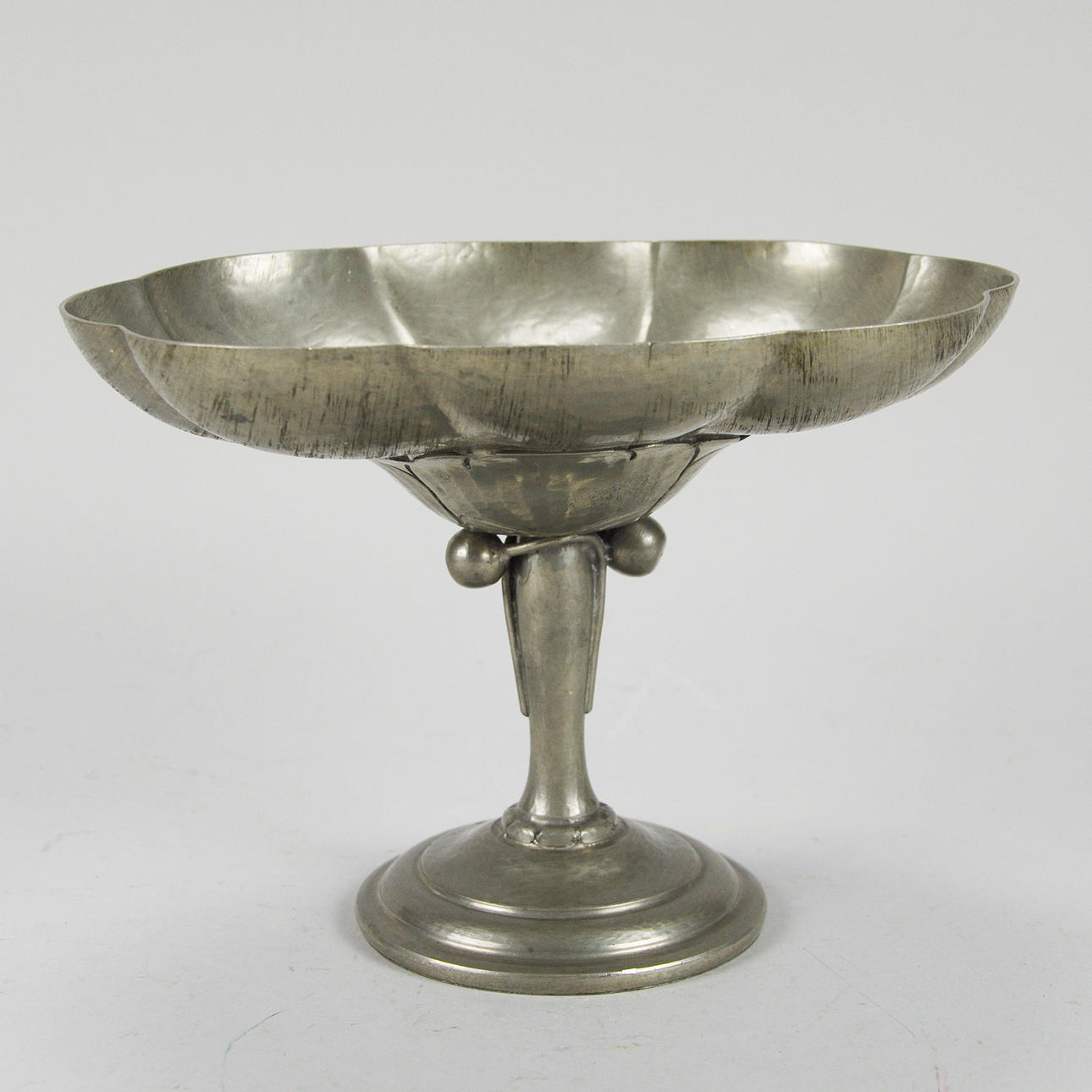 SKÅL PÅ FOT, tenn, Kunst HJ Tin, Danmark, art nouveau.