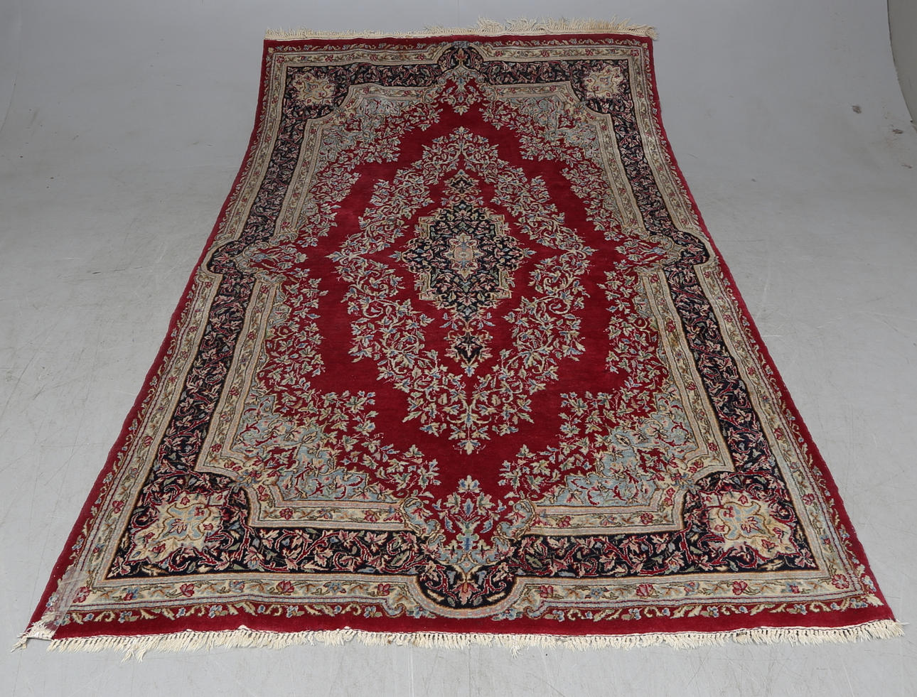 MATTA, Kirman Lavar, orientalisk. Cirka 280 x 177 cm.