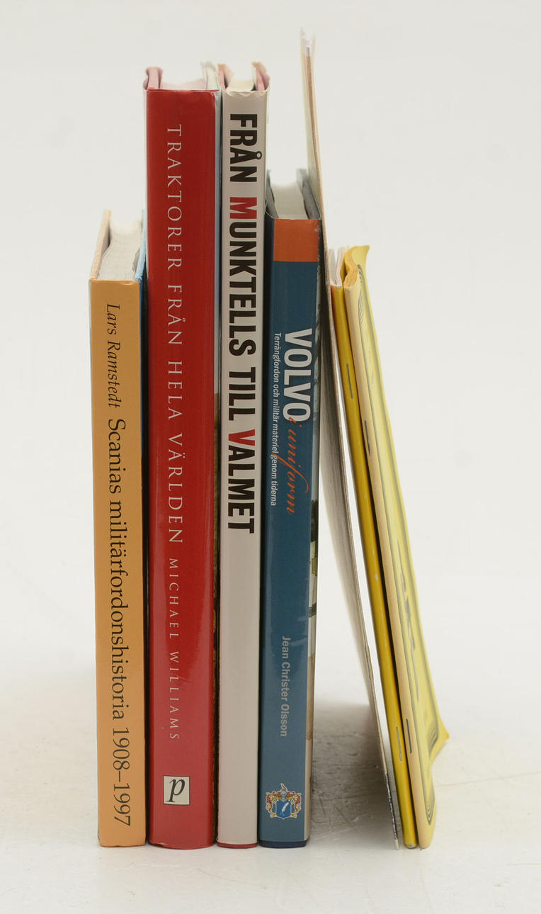 Traktorer och militärfordon, 7 vol.