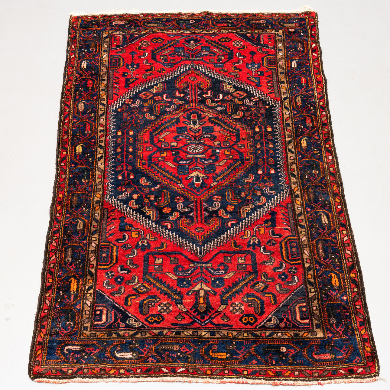 MATTA, orientalisk, ca 202 x 137 cm.