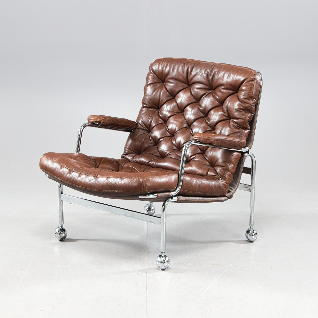 BRUNO MATHSSON. Fåtölj, "Karin", Dux.