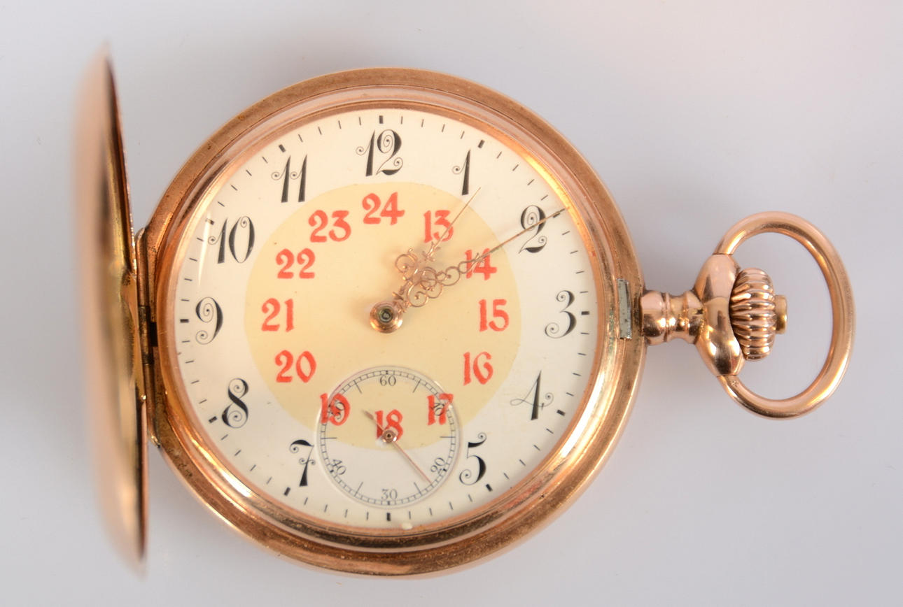 FICKUR, Omega, savonett. 14K.