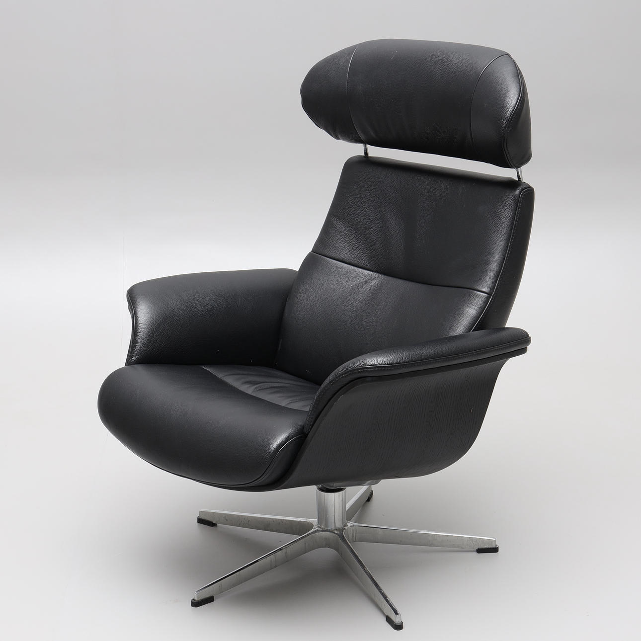 JAHN AAMODT, ein „Timeout-Stuhl“ aus Leder, Conform, 2000er Jahre.