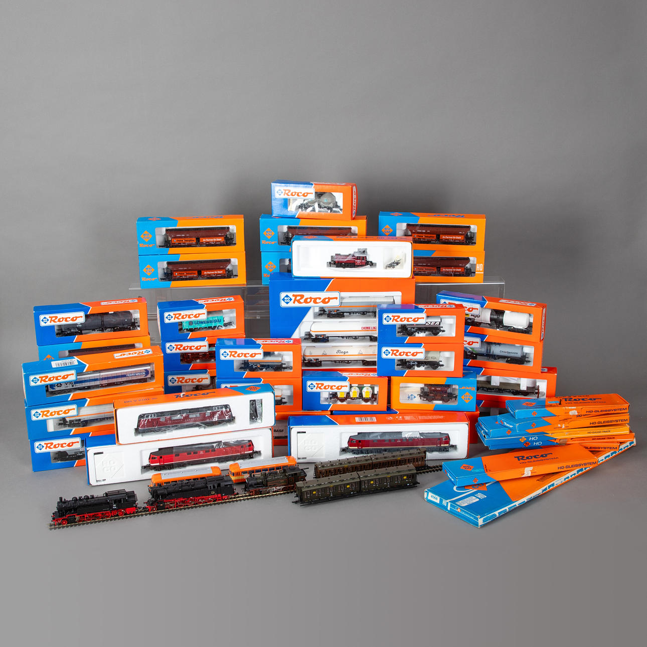 ROCO. Modell-Eisenbahn-Sammlung Spur HO, Österreich (ca. 49).