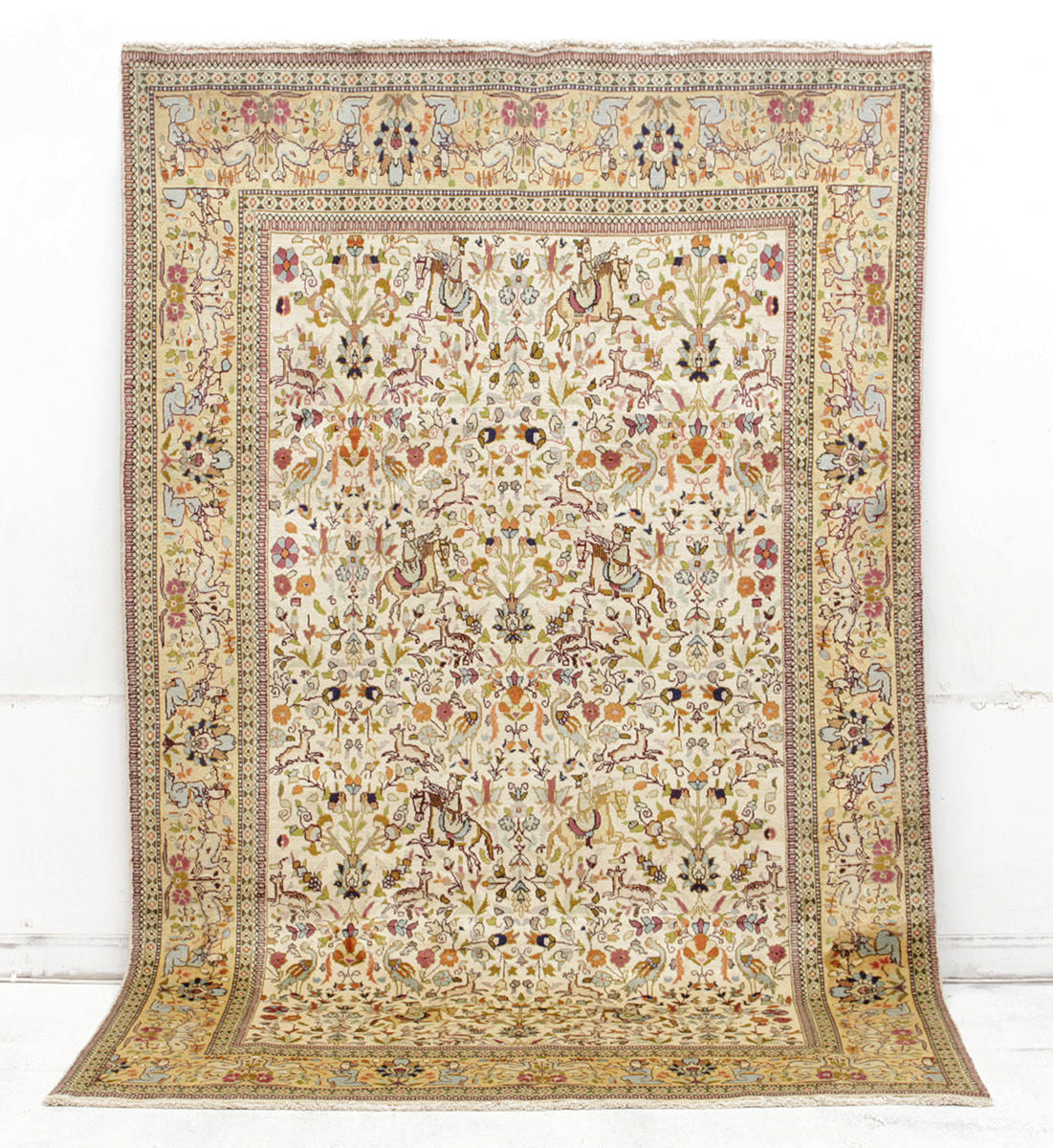 MATTA, Persisk, Täbriz, sk tabatabaei, figural, 308 x 195 cm.