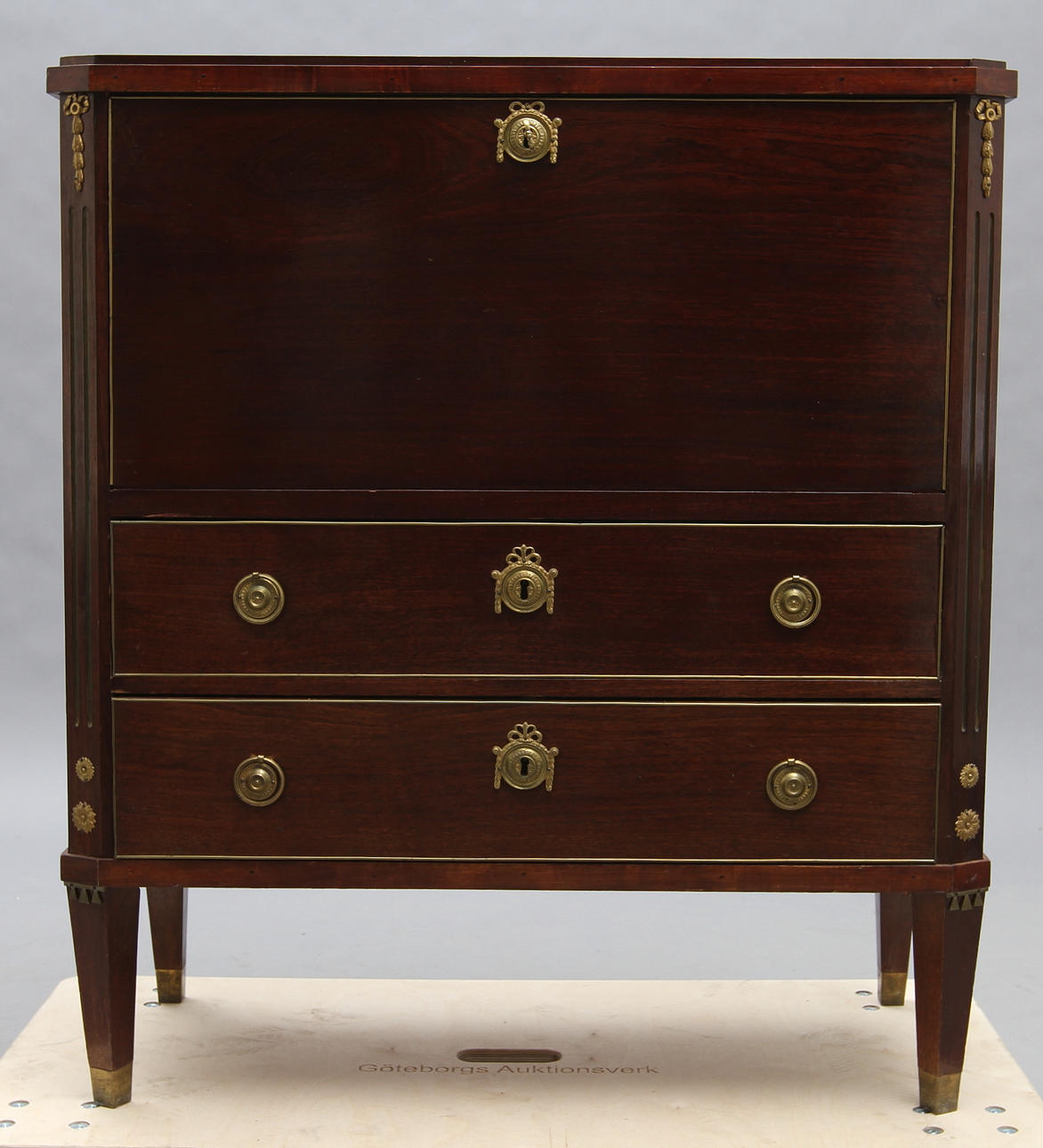 SEKRETÄR, gustaviansk stil, tidigt 1900-tal.