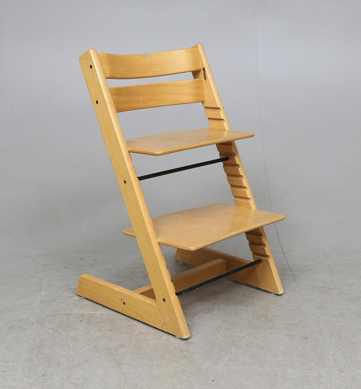 BARNSTOL, tripp trappmodell.