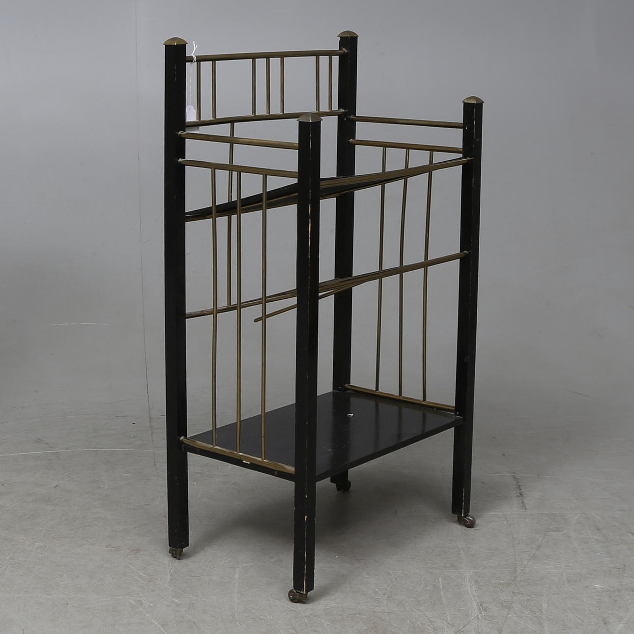 TIDNINGSSTÄLL, jugend, 1920-tal.