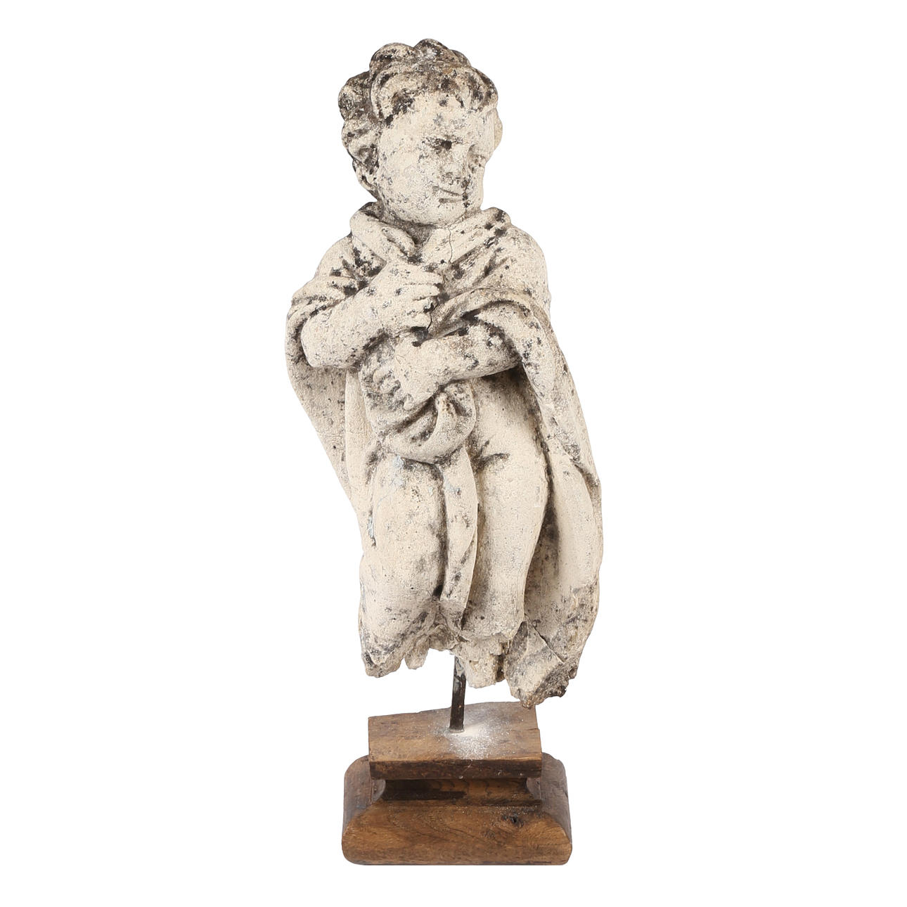 EN UDSKÅRET STENFIGUR.