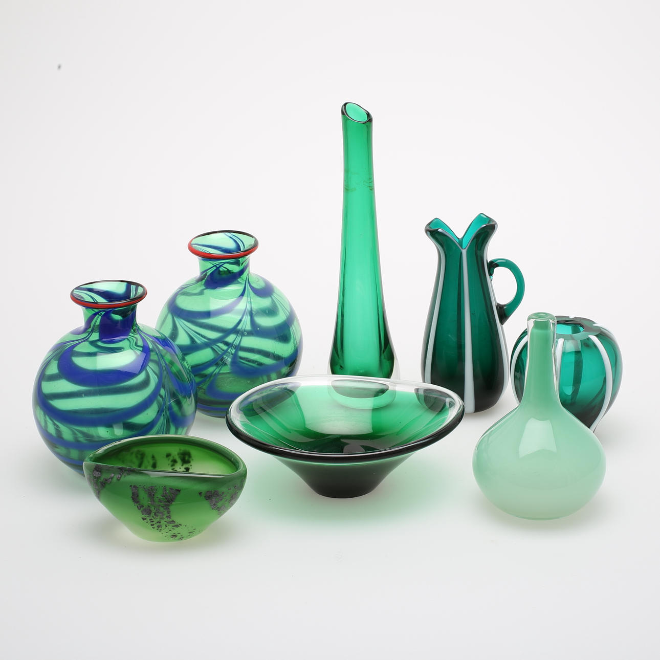 VASER och SKÅLAR, 8 st, glas.