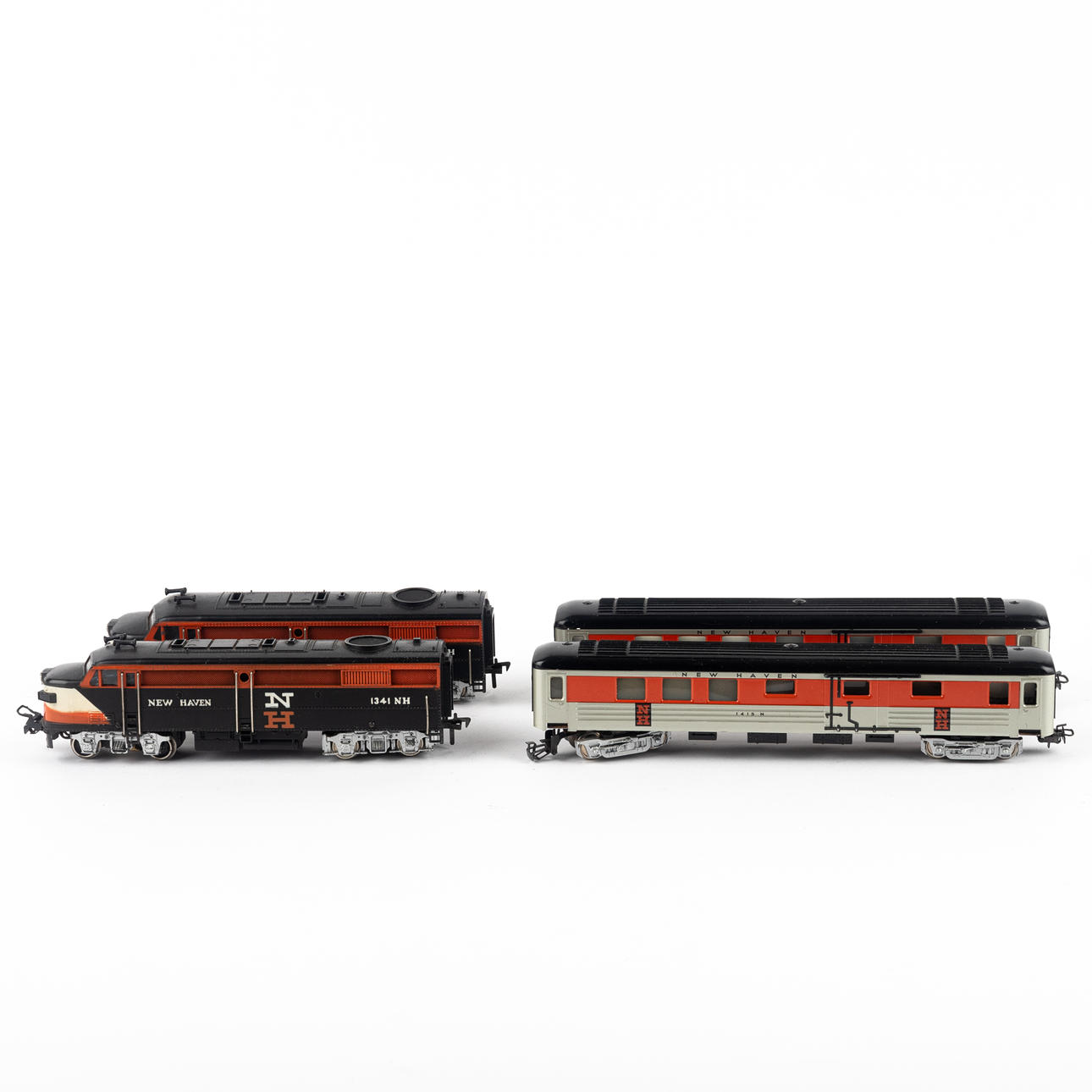 FLEISCHMANN 1341 NH NEW HAVEN double locomotives, one of which