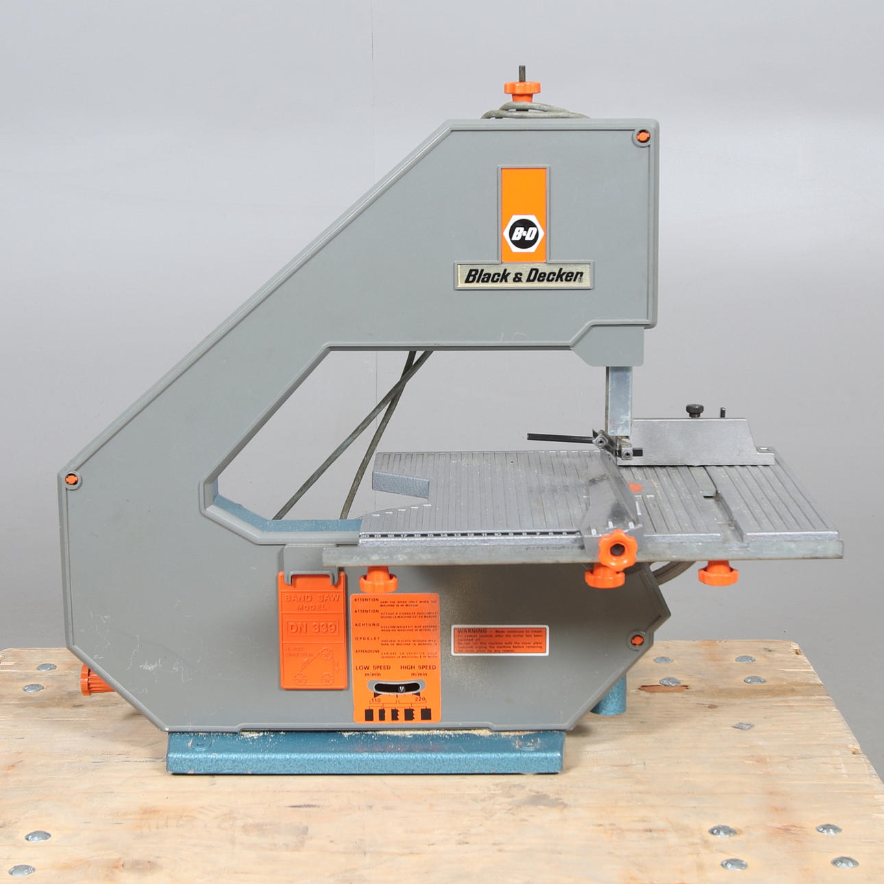 BANDSÄGE, „Black & Decker“, DN 339. 20. Jahrhundert.